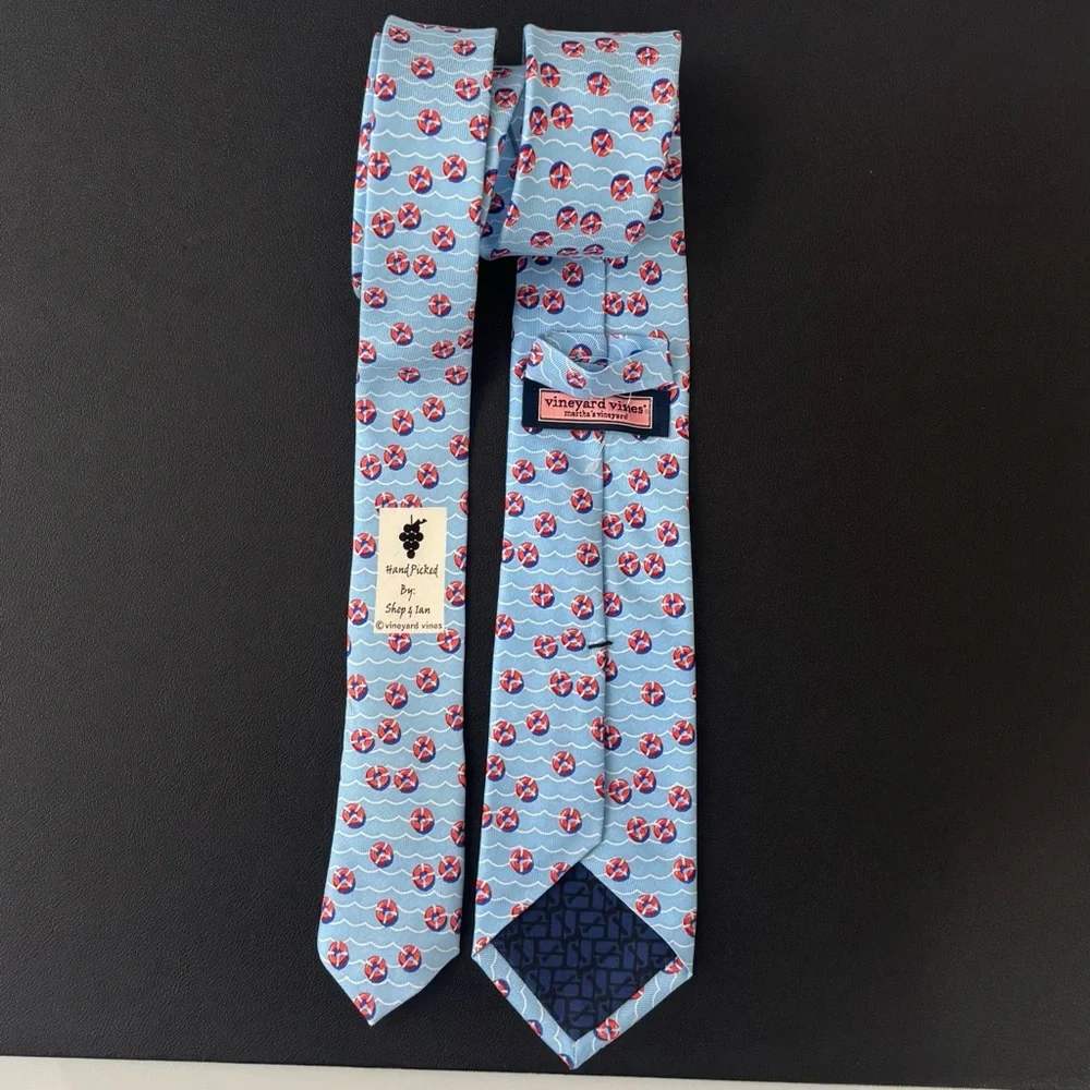 Vineyard Vines Boys Light Blue / Red Lifesavers 100% Silk Tie, 2 5/8